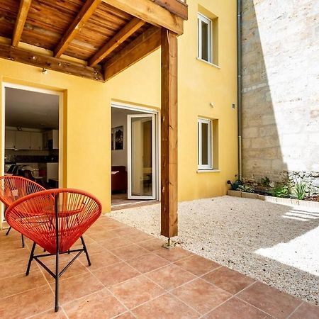 Joli Appartement Avec Jardin / Vieux-Lormont Εξωτερικό φωτογραφία
